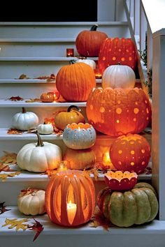 53ae4416d46599ef1808e17073c4eb5d--halloween-pumpkin-carvings-halloween-pumpkins.jpg